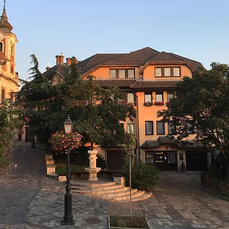 게스트하우스 Bellevue Vendeghaz 2