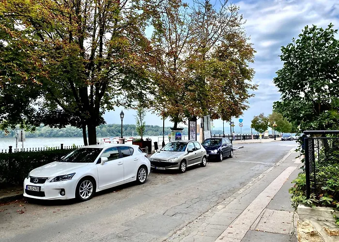 Bellevue Vendeghaz 2 بيت ضيافة