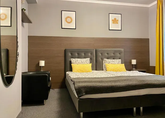 Bellevue Vendeghaz 2 بيت ضيافة Vác